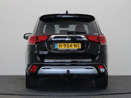 Mitsubishi-Outlander