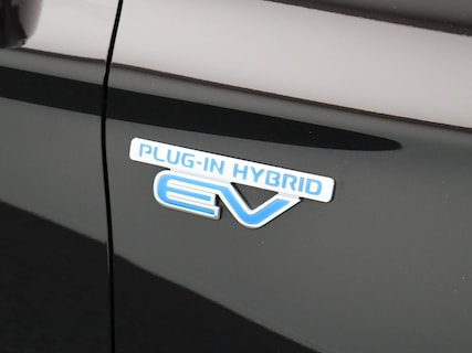 Mitsubishi-Outlander