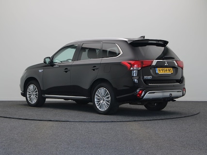 Mitsubishi-Outlander