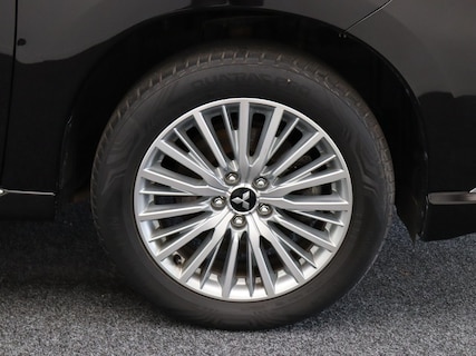 Mitsubishi-Outlander