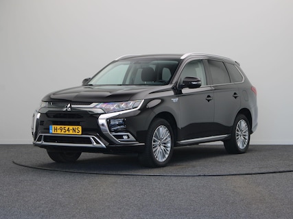 Mitsubishi-Outlander