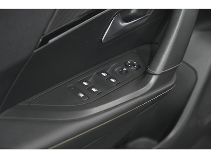 Peugeot-2008