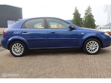 Chevrolet-Lacetti