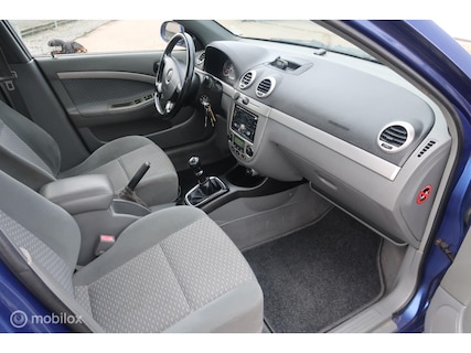 Chevrolet-Lacetti