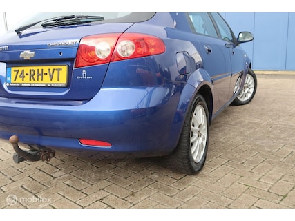 Chevrolet-Lacetti