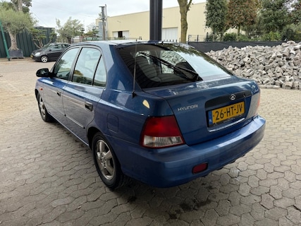 Hyundai-Accent