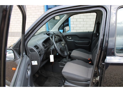 Opel-Agila