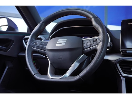 SEAT-Leon