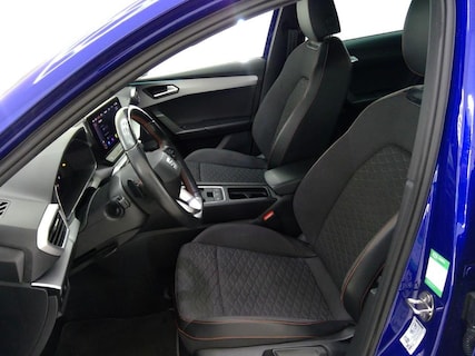 SEAT-Leon