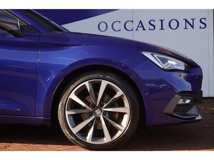 SEAT-Leon