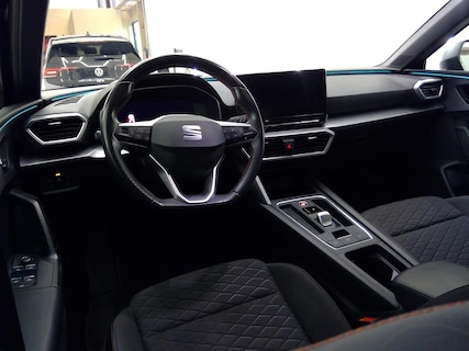 SEAT-Leon