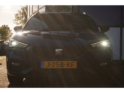 SEAT-Leon