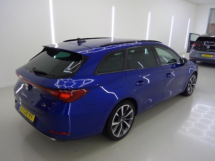 SEAT-Leon