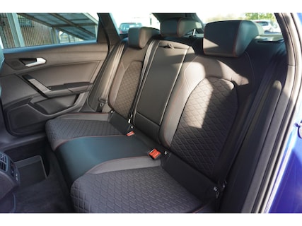 SEAT-Leon