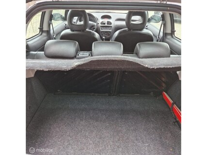 Peugeot-206