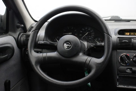 Opel-Corsa