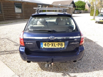 Subaru-Legacy