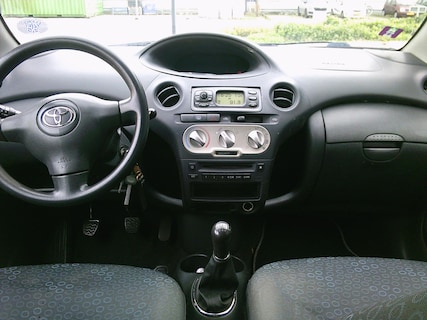 Toyota-Yaris
