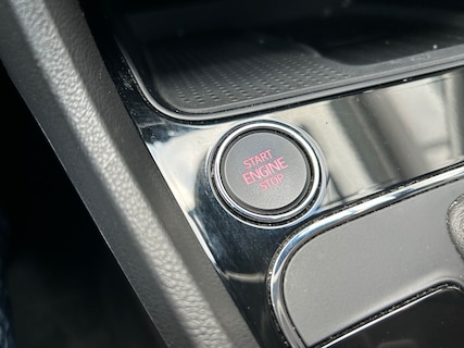 SEAT-Leon