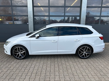 SEAT-Leon