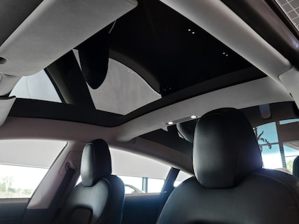 Tesla-Model 3