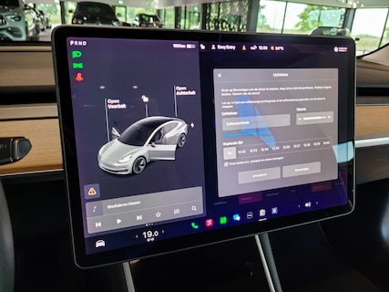 Tesla-Model 3