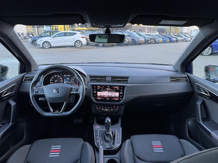 SEAT-Arona