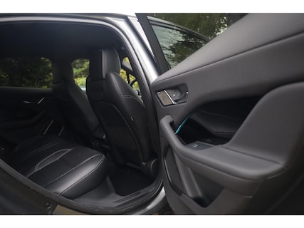 Jaguar-I-Pace