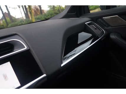 Jaguar-I-Pace