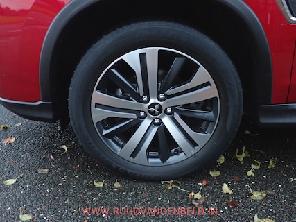 Mitsubishi-ASX