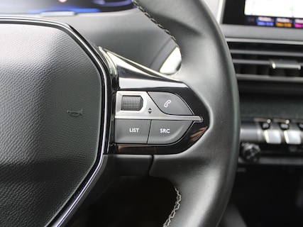 Peugeot-5008
