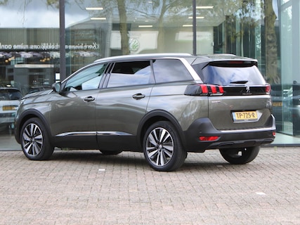 Peugeot-5008