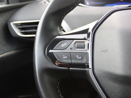Peugeot-5008