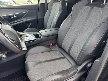 Peugeot-3008