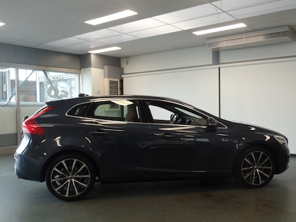 Volvo-V40