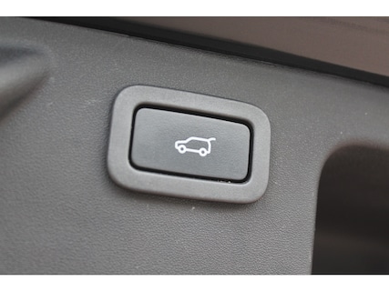 Land Rover-Discovery Sport