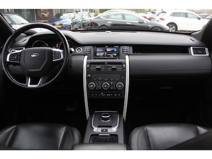 Land Rover-Discovery Sport