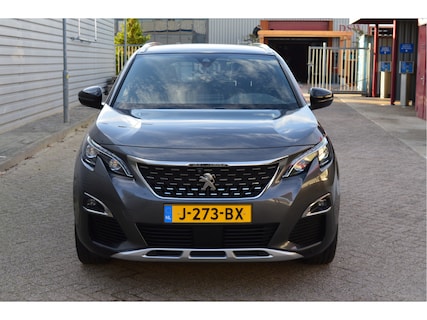 Peugeot-5008