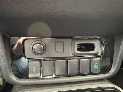 Mitsubishi-Outlander