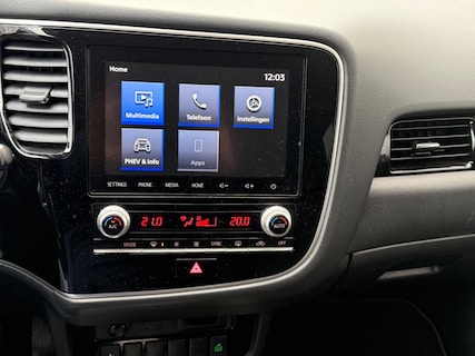 Mitsubishi-Outlander