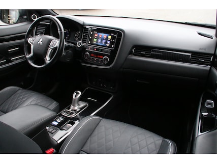 Mitsubishi-Outlander