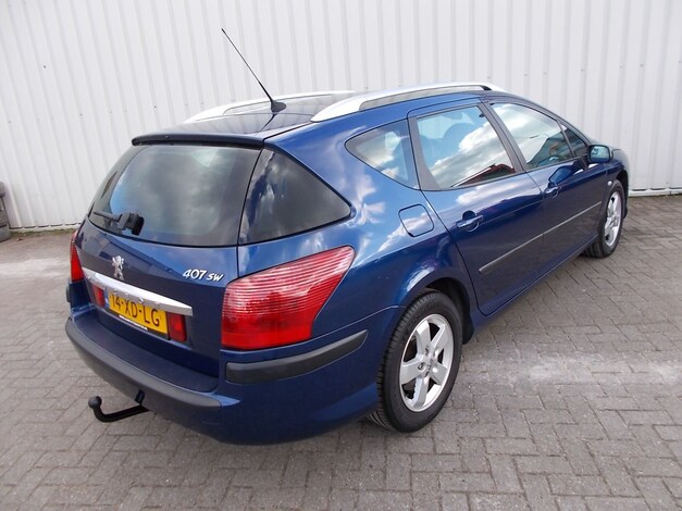 Peugeot-407