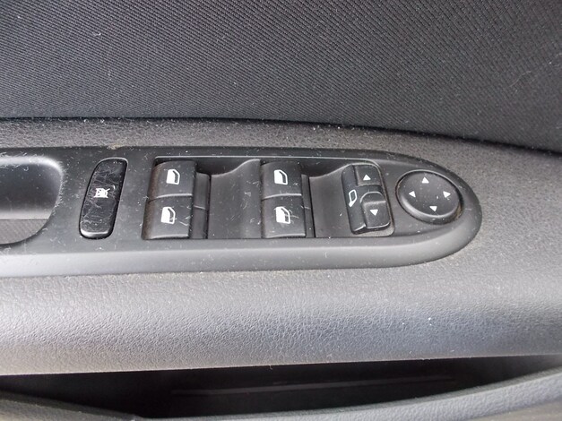 Peugeot-407