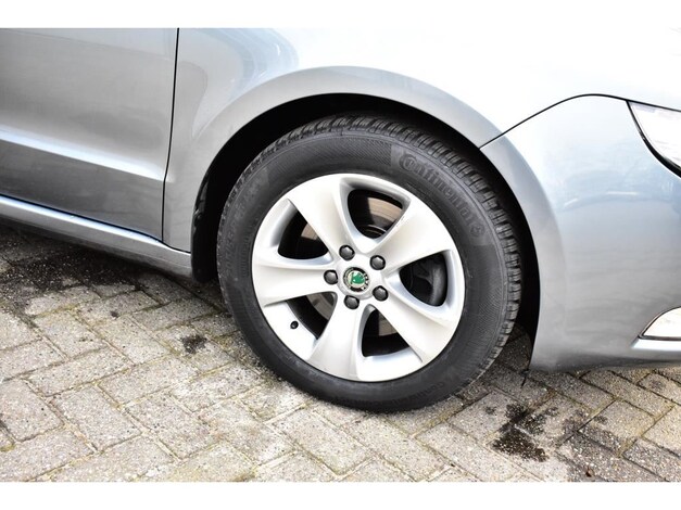 Skoda-Superb