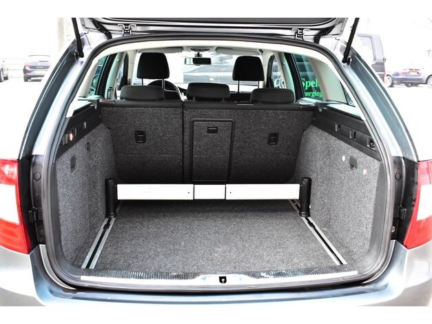 Skoda-Superb