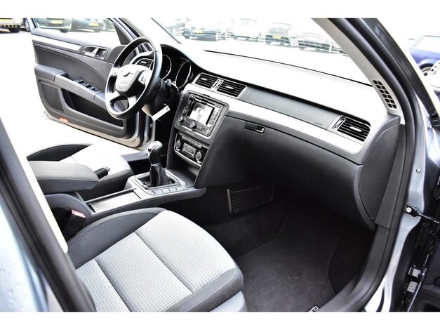 Skoda-Superb