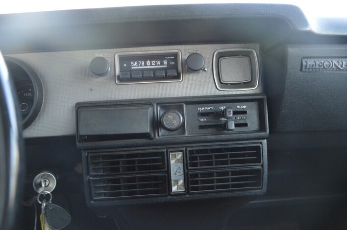 Subaru-1400 DL Leone