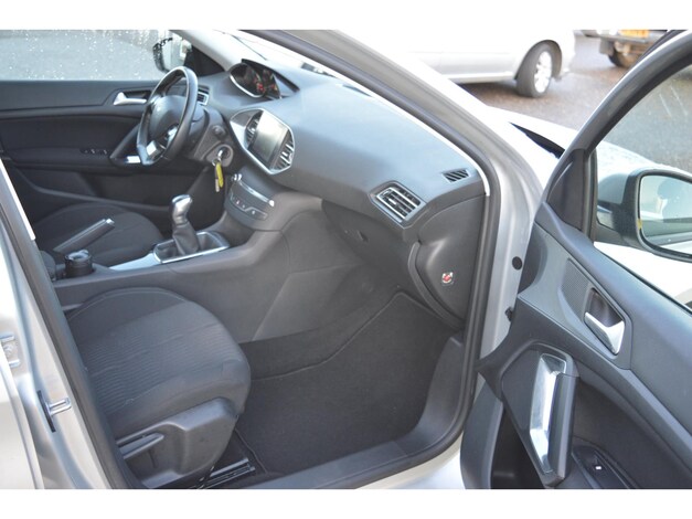 Peugeot-308
