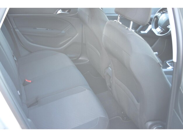 Peugeot-308