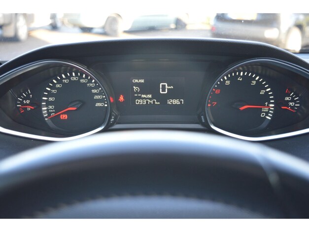 Peugeot-308